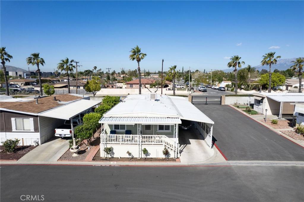 Rialto, CA 92376,200 W San Bernardino AVE #35