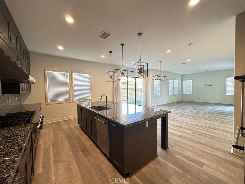 Lake Forest, CA 92630,5 Zion DR