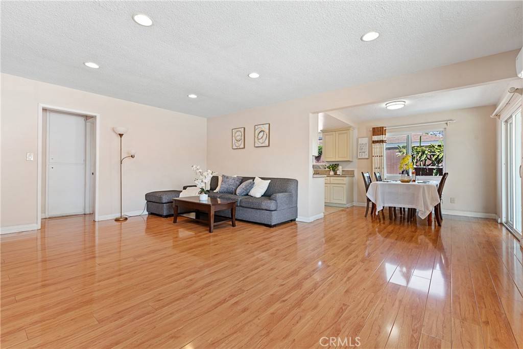 Baldwin Park, CA 91706,13244 Emery AVE