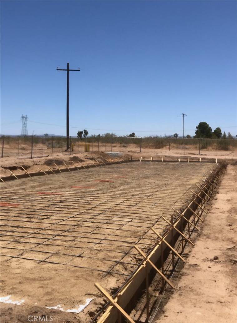 Adelanto, CA 92301,17055 Verbena RD