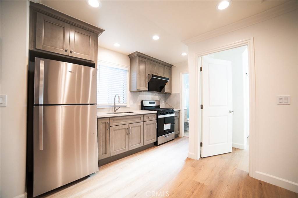 Montclair, CA 91763,4385 Kingsley ST