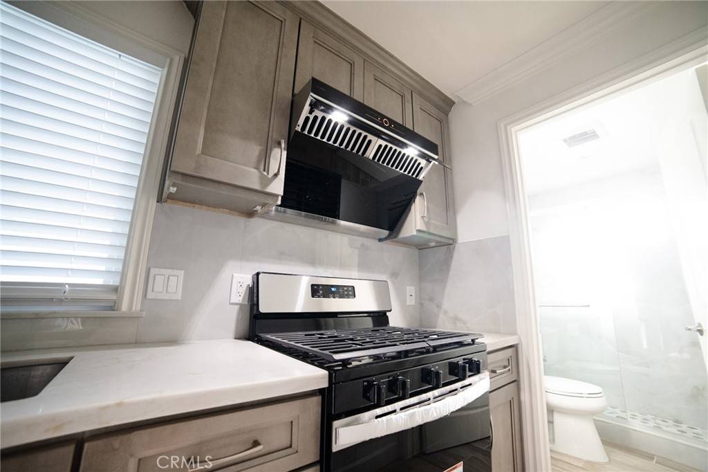 Montclair, CA 91763,4385 Kingsley ST