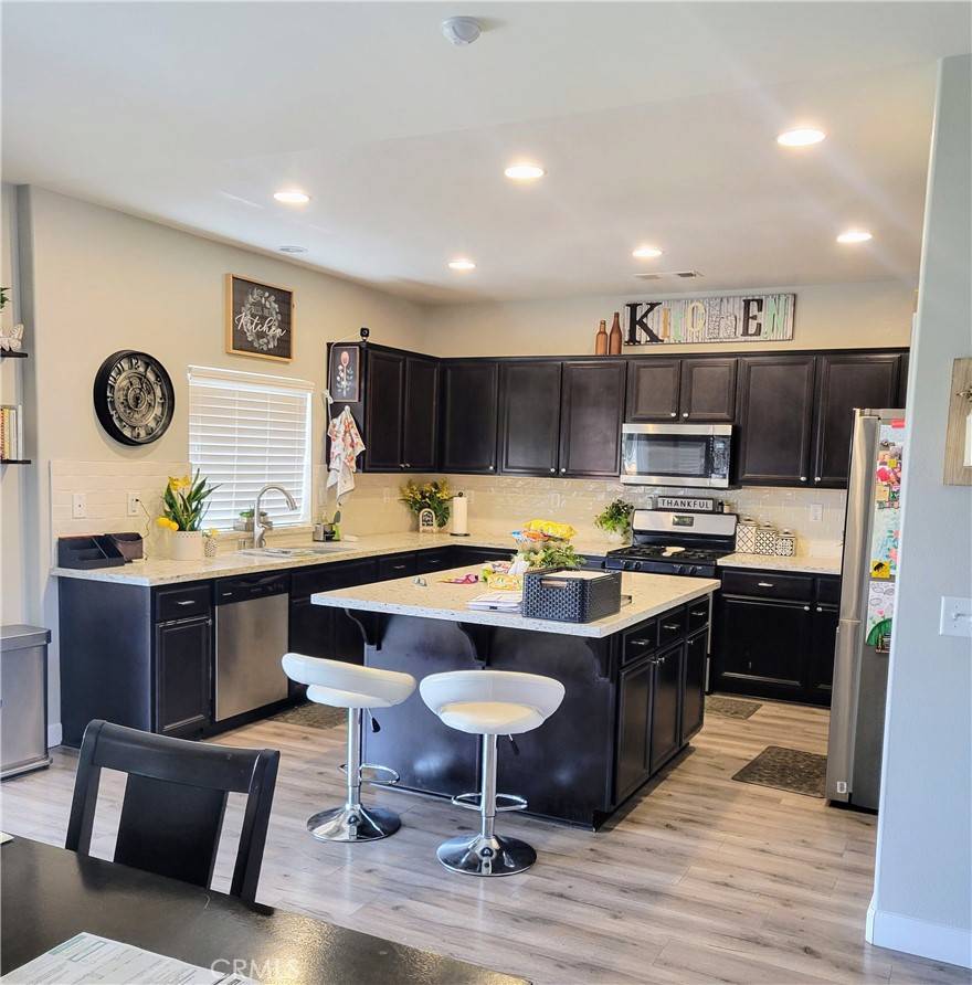 Victorville, CA 92394,15105 Mateo Prado WAY