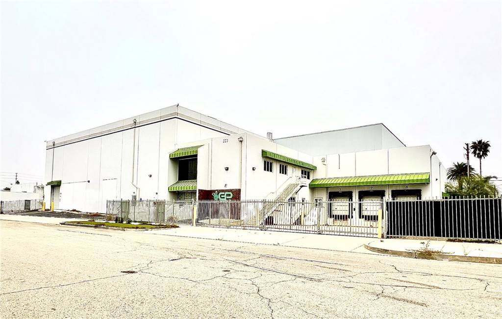 Colton, CA 92324,223 W B ST