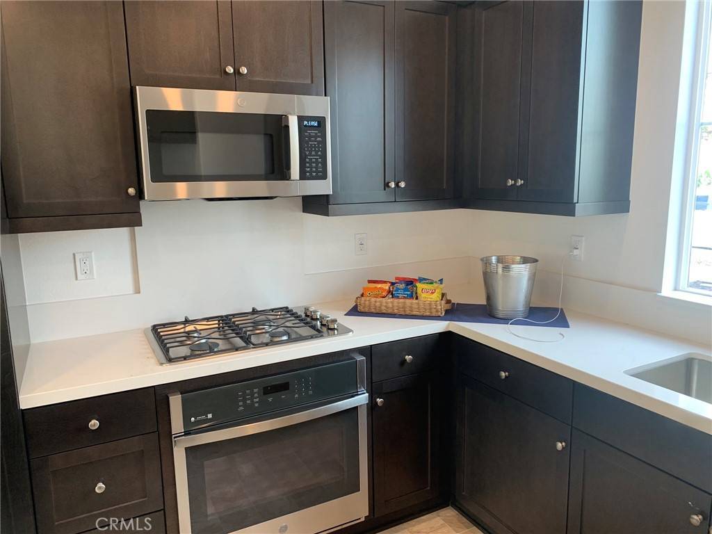 Chino, CA 91708,8613 Academy ST