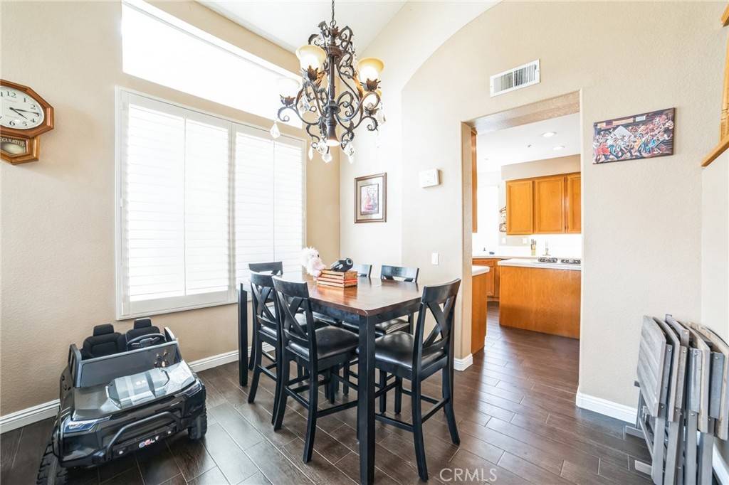 Fontana, CA 92336,5418 Grand Prix CT
