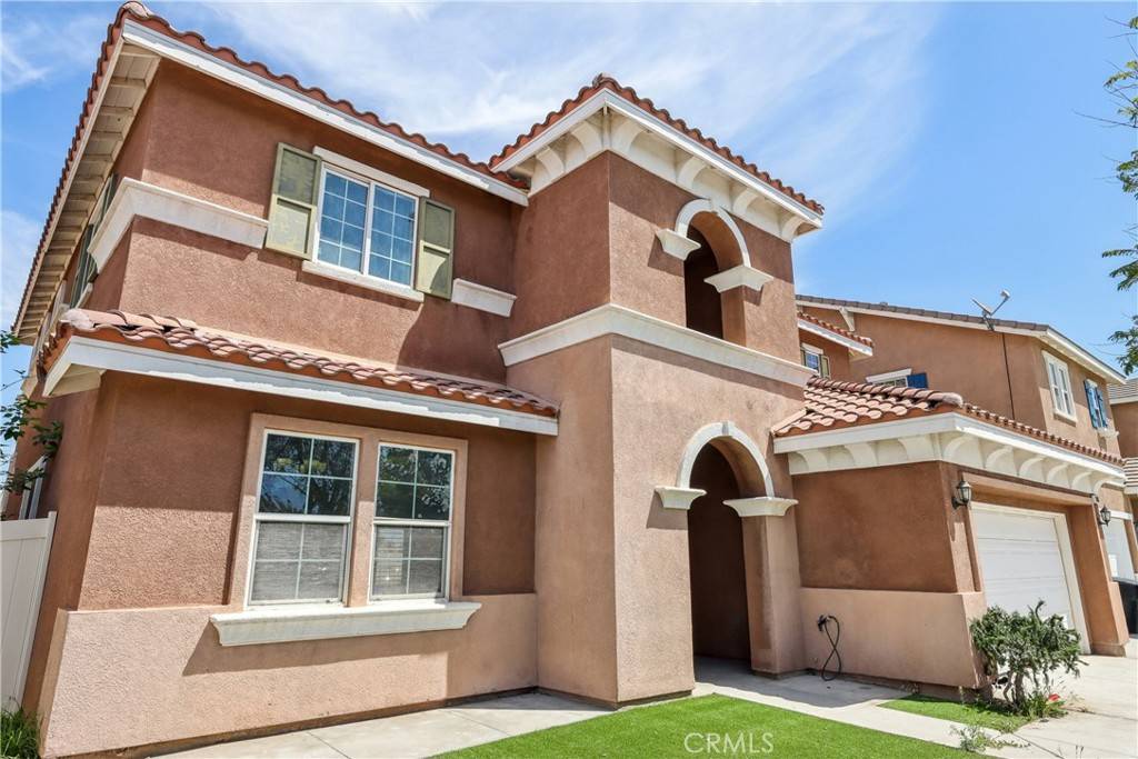 Perris, CA 92571,940 Parula ST
