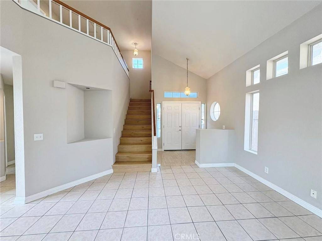 Fontana, CA 92337,15965 Peach Tree LN