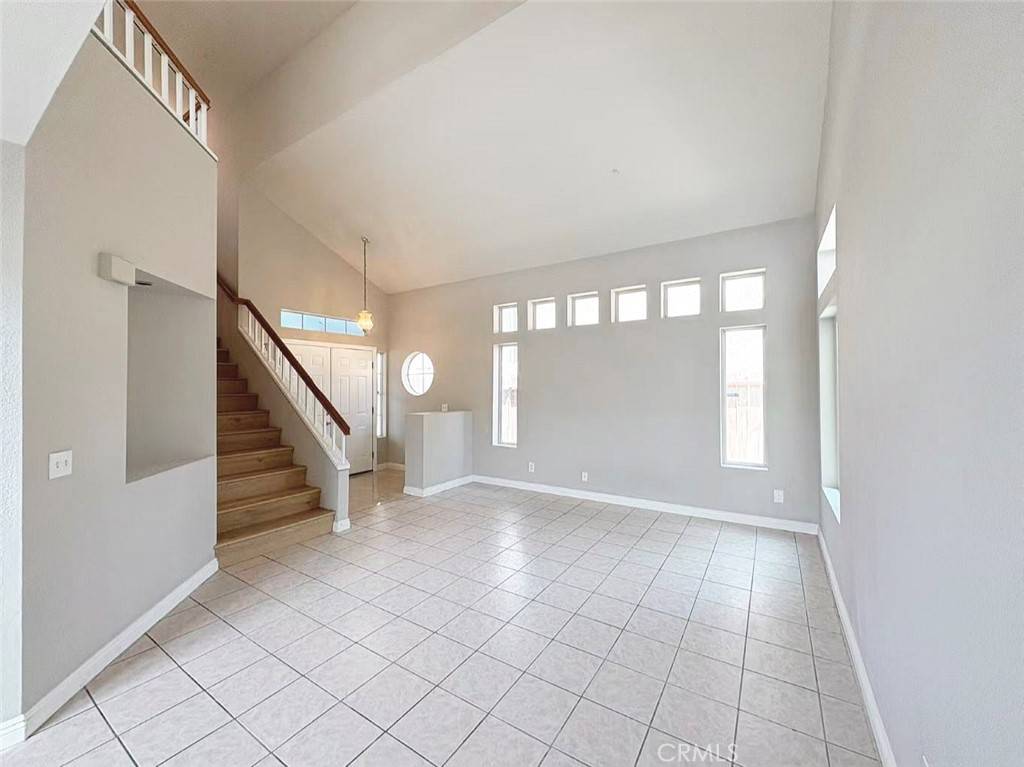 Fontana, CA 92337,15965 Peach Tree LN
