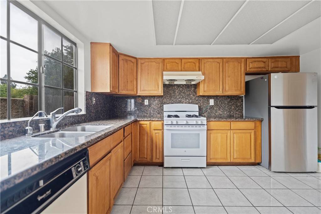 Pomona, CA 91766,1029 S Reservoir ST