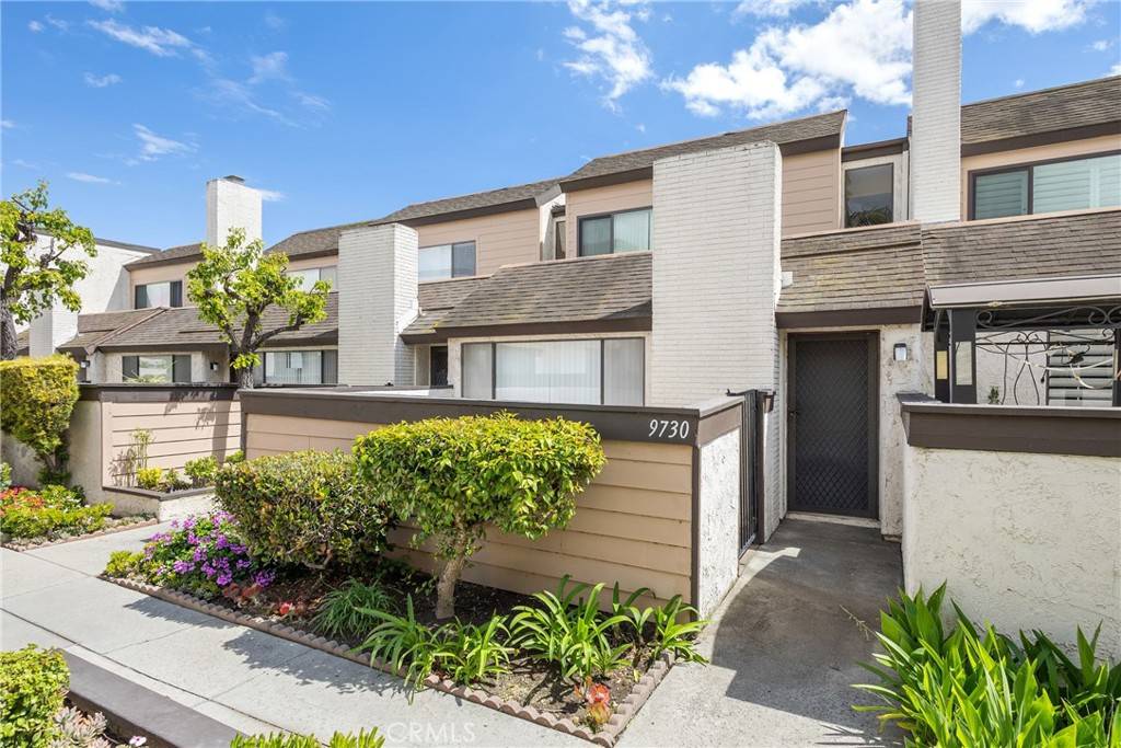 Cypress, CA 90630,9730 Walker CT #15