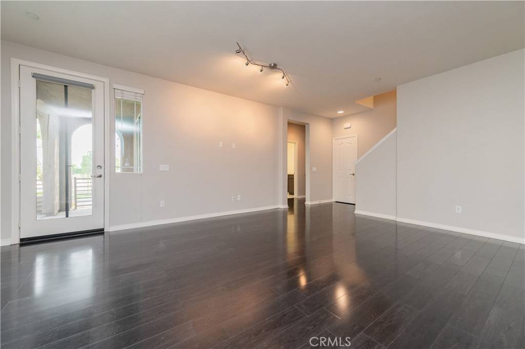 Chino, CA 91710,6014 Eucalyptus AVE