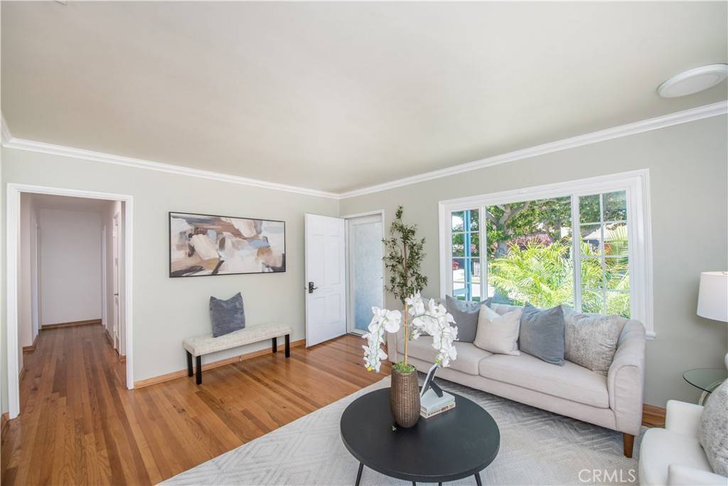 Long Beach, CA 90808,5229 E Walkerton ST