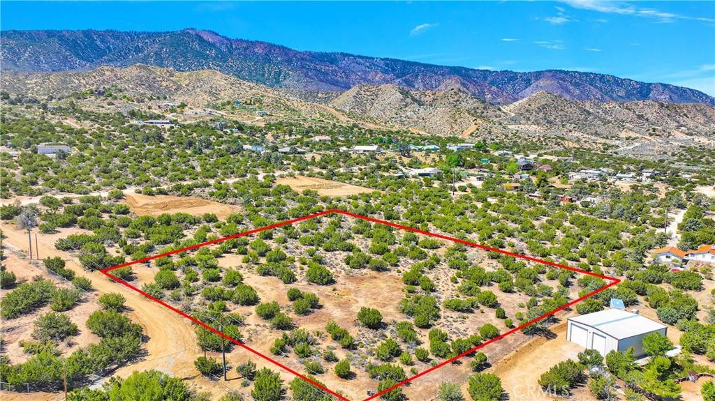 Pinon Hills, CA 92372,9180 Arena RD