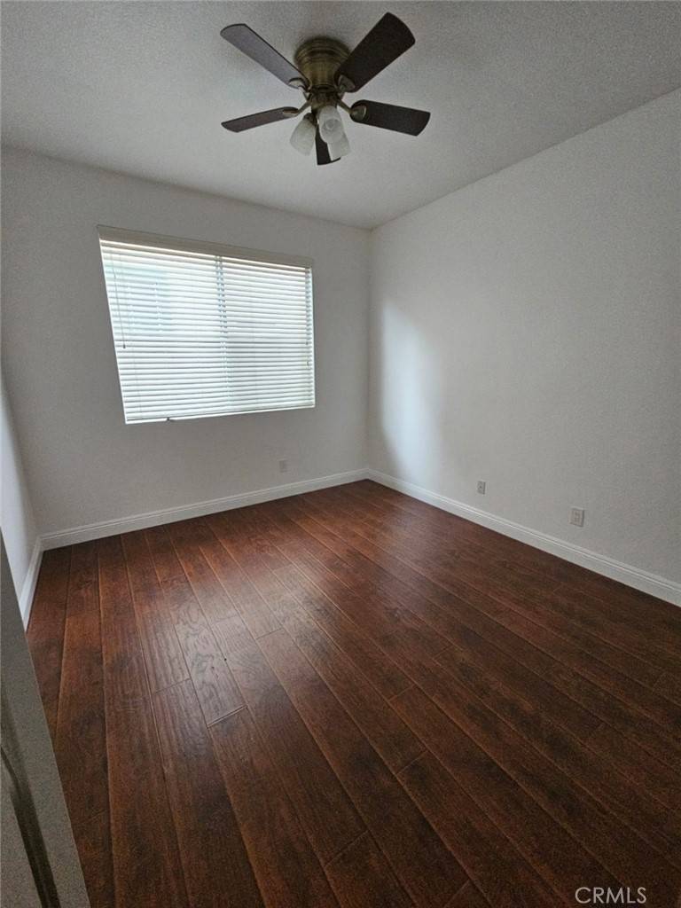 Fontana, CA 92336,5800 Oakdale LN