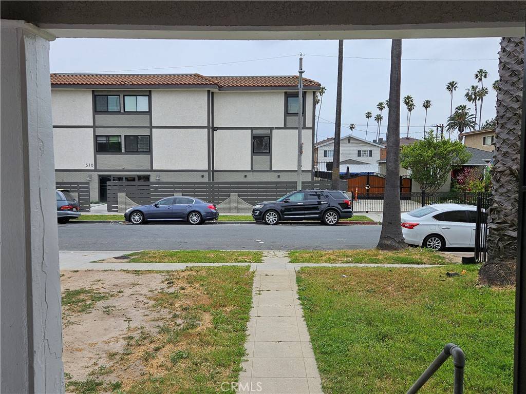 Inglewood, CA 90301,509 E 97th ST