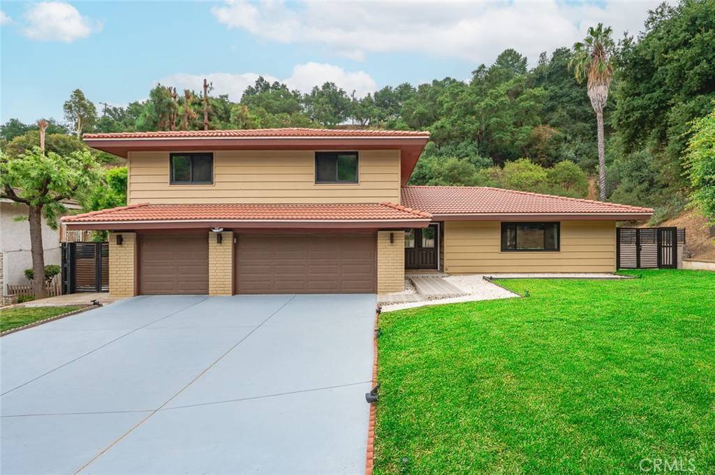 Hacienda Heights, CA 91745,14558 Blue Sky RD