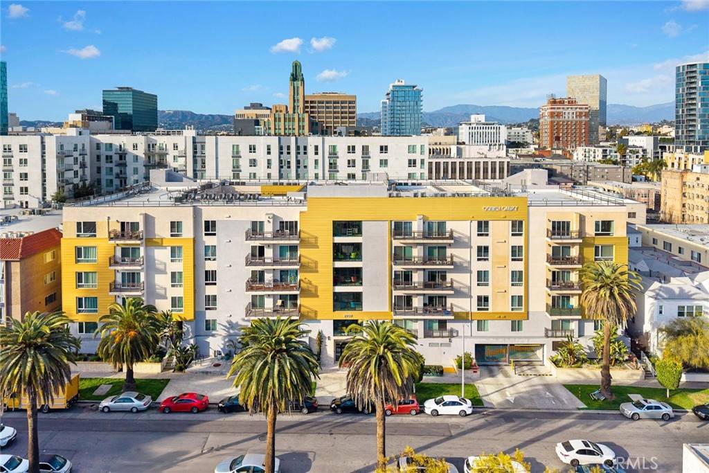 Los Angeles, CA 90005,2939 Leeward Ave #318