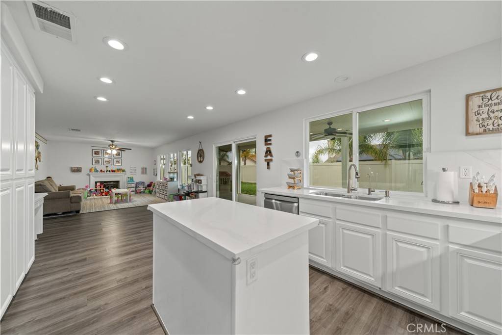 Murrieta, CA 92563,28823 Tonya ST
