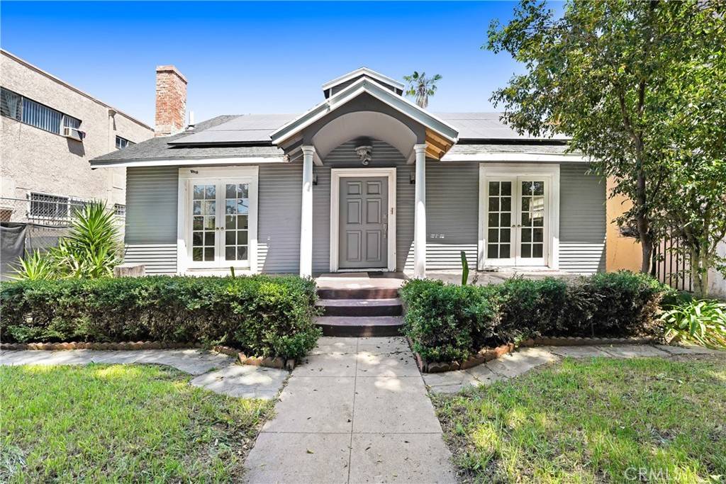 West Hollywood, CA 90046,904 N Stanley AVE