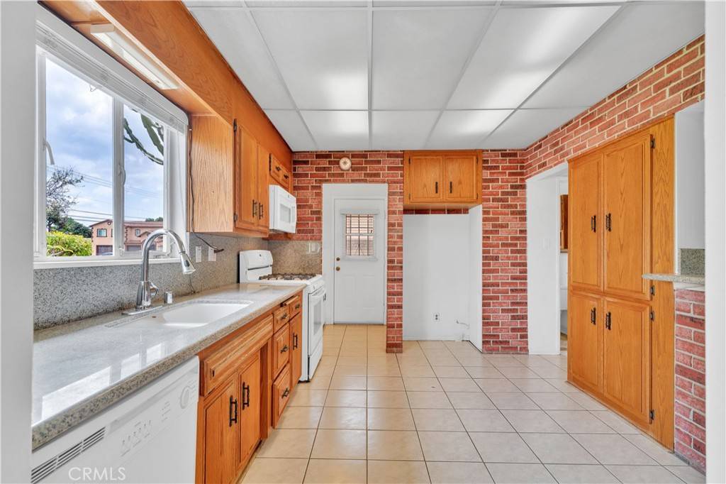Garden Grove, CA 92843,13401 Cypress ST