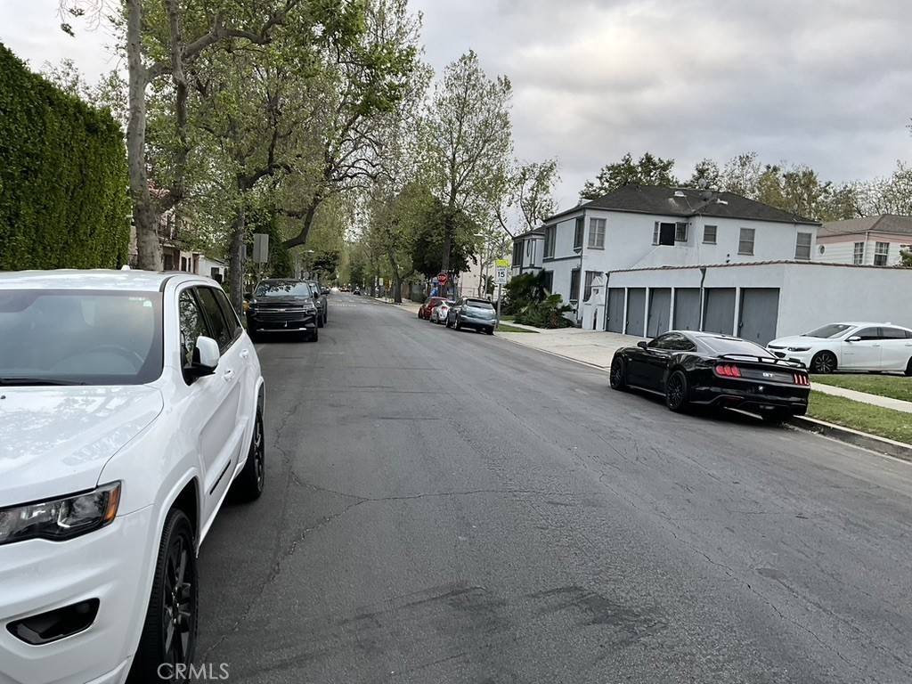 Los Angeles, CA 90008,4183 4th AVE