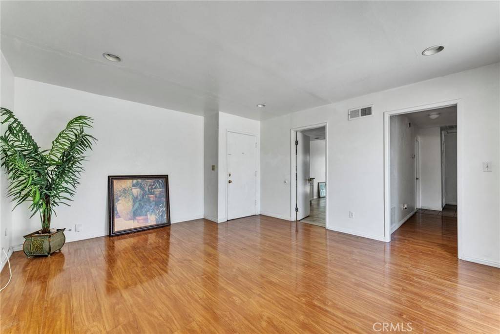 Monterey Park, CA 91755,318 S. Lincoln Avenue #B