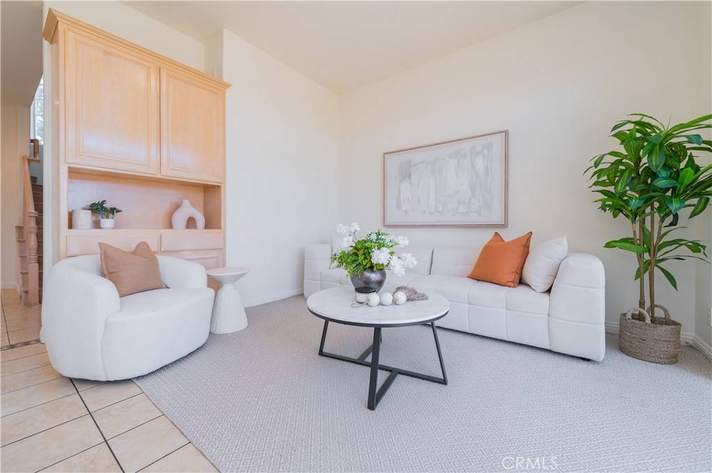 Walnut, CA 91789,338 Calle Vista