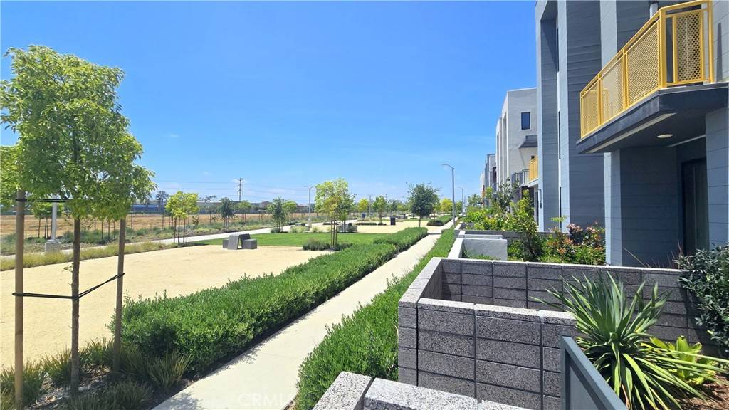 Tustin, CA 92782,2245 Skylar PL