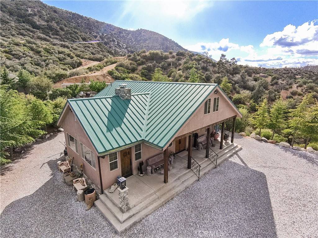 Wrightwood, CA 92397,1870 Oak Springs Valley RD