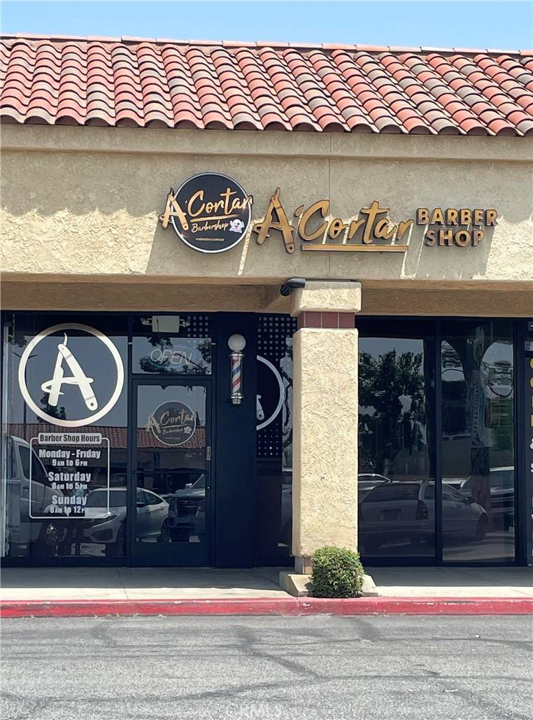Fontana, CA 92335,9765 Sierra AVE #D