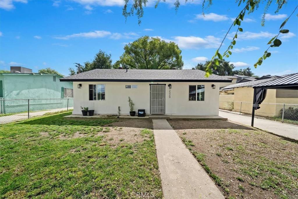 San Bernardino, CA 92404,2329 Roxbury DR