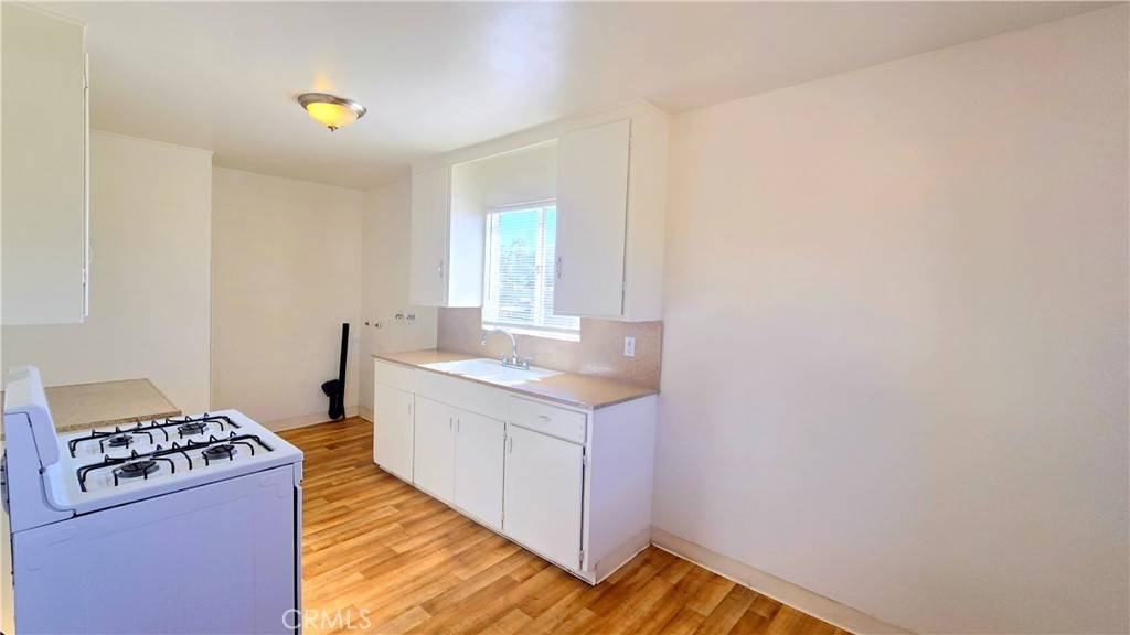 Upland, CA 91786,384 N 9th AVE