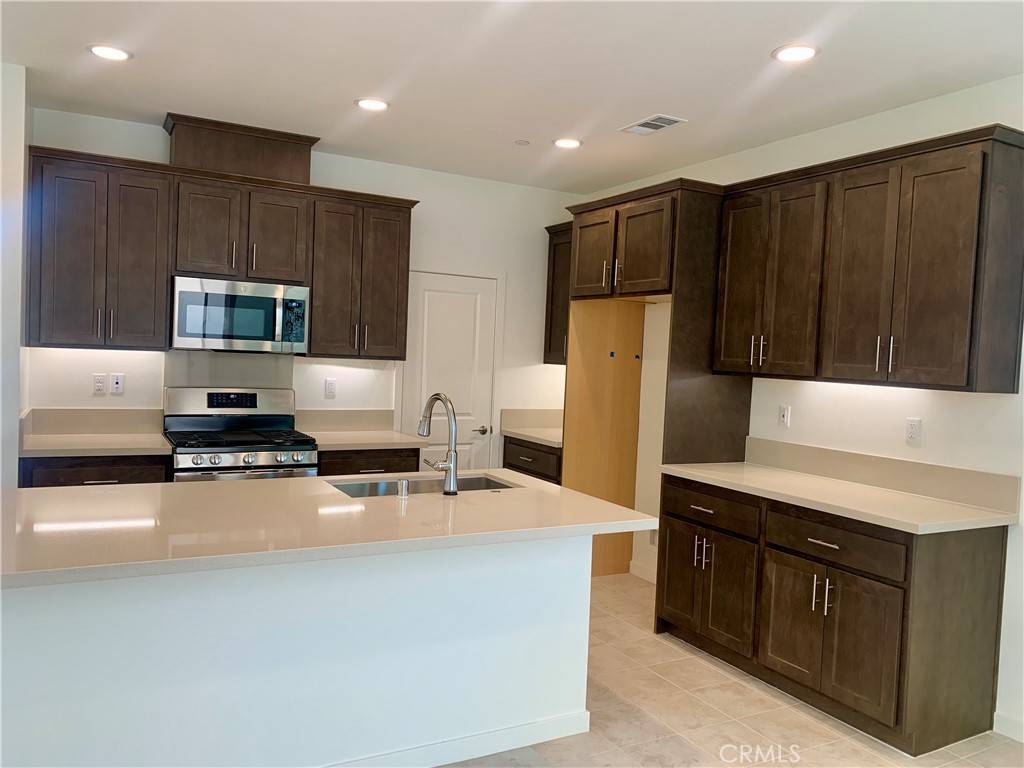 Loma Linda, CA 92373,26149 Park AVE #46
