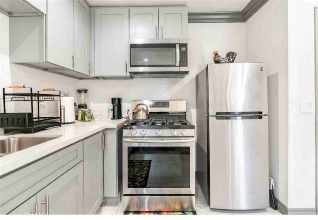 Pomona, CA 91768,1359 Glen Avenue