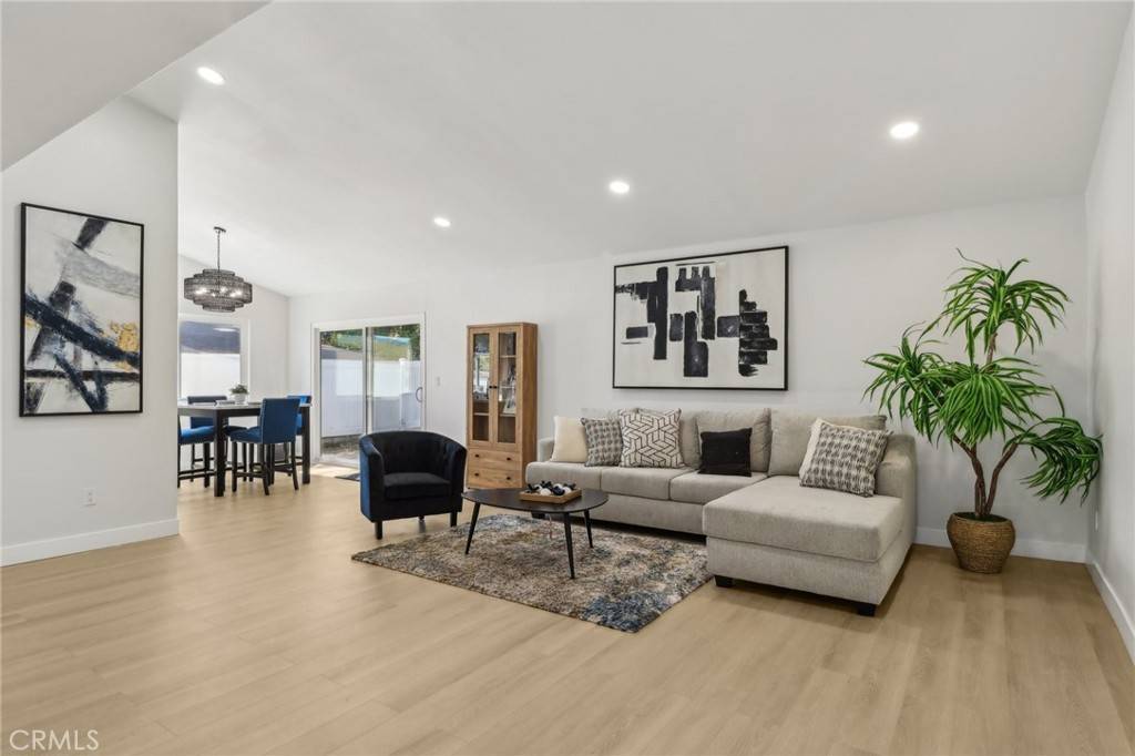 Pacoima, CA 91331,12548 Terra Bella ST