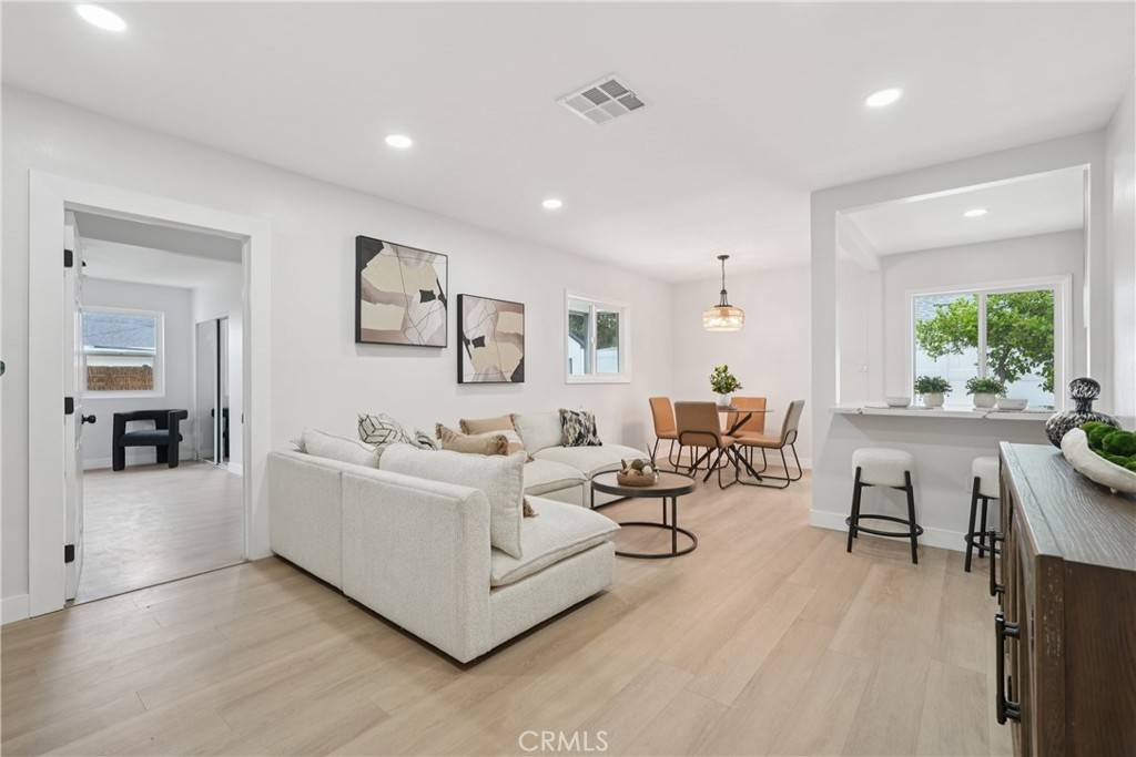 Reseda, CA 91335,8115 Etiwanda AVE