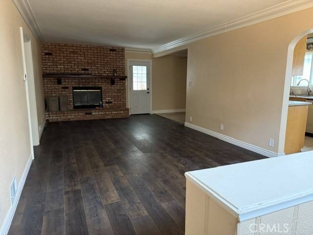 Covina, CA 91724,959 E Edgecomb ST