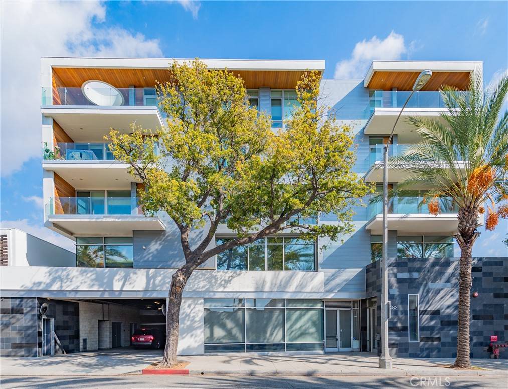 Pasadena, CA 91105,482 S Arroyo #503
