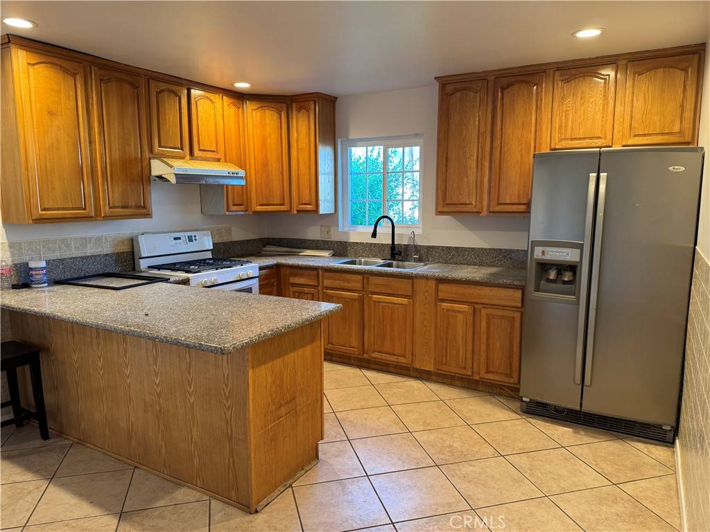 Rowland Heights, CA 91748,1373 Carvin AVE