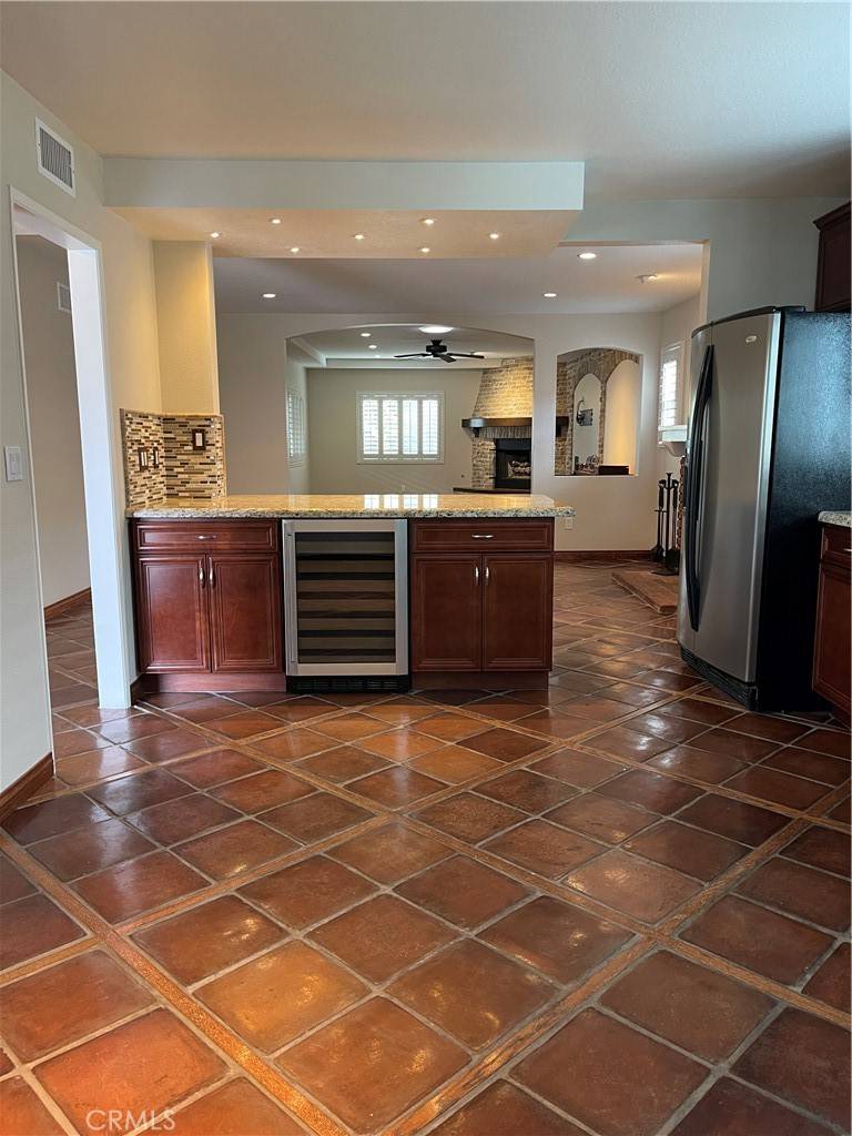 17761 Quintana LN Huntington Beach, CA 92647