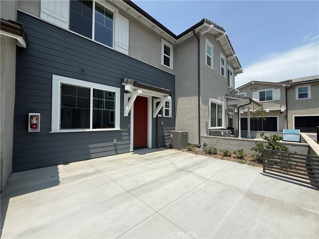 Ontario, CA 91761,4231 S. Sage Paseo Unit 97