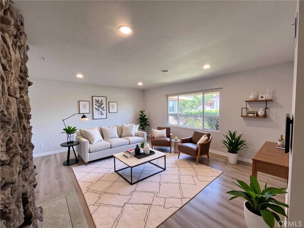 Hacienda Heights, CA 91745,15368 Pintura DR