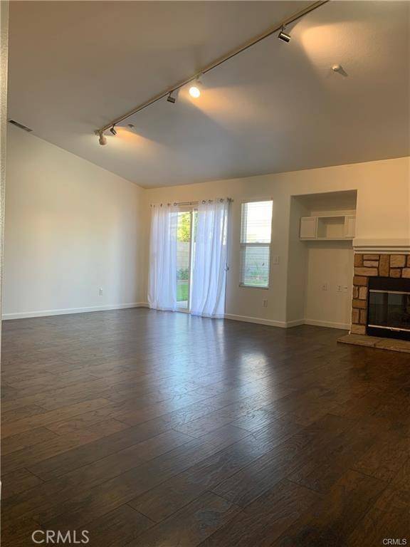 Fontana, CA 92336,15496 CAROLINE ST