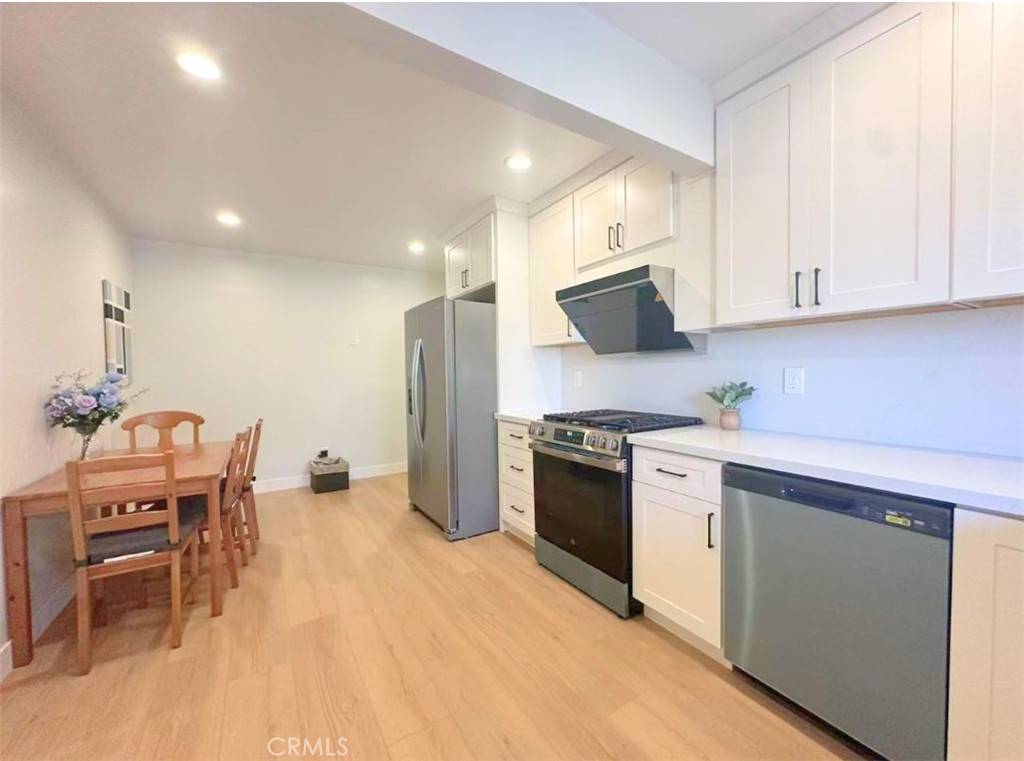 Monterey Park, CA 91754,637 W Floral DR