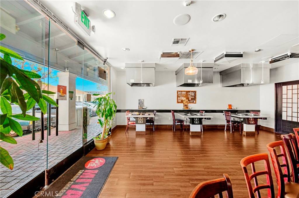 Irvine, CA 92618,15435 Jeffrey RD #119