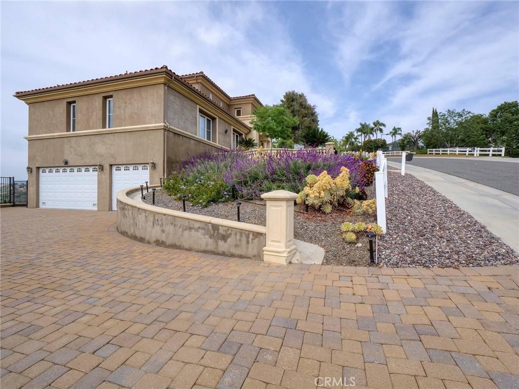 Diamond Bar, CA 91765,22189 Rim Fire LN