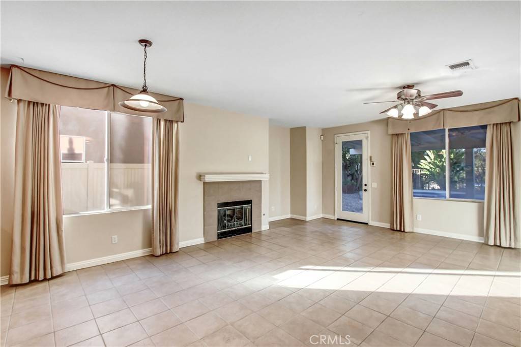 Murrieta, CA 92563,26203 Castle LN