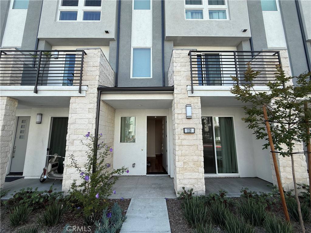 Anaheim, CA 92805,1118 W Bushell Street