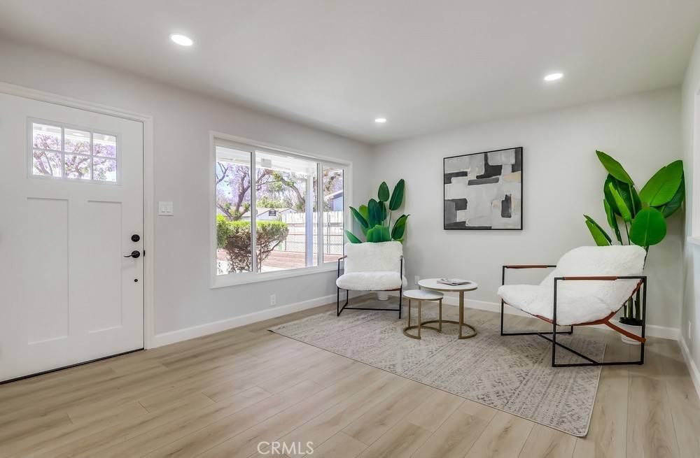 Whittier, CA 90603,9234 Mills AVE